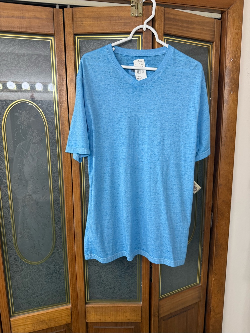 RED JACKET Men's V-Neck Short Sleeve T-Shirt - Light Blue, BRAND NEW